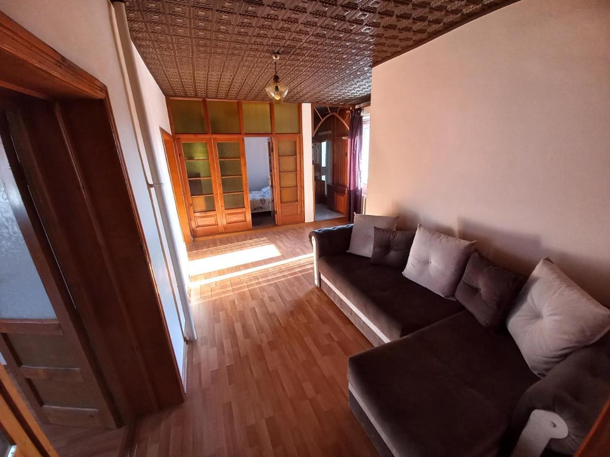 Premium Central Apartment Oradea Exterior foto