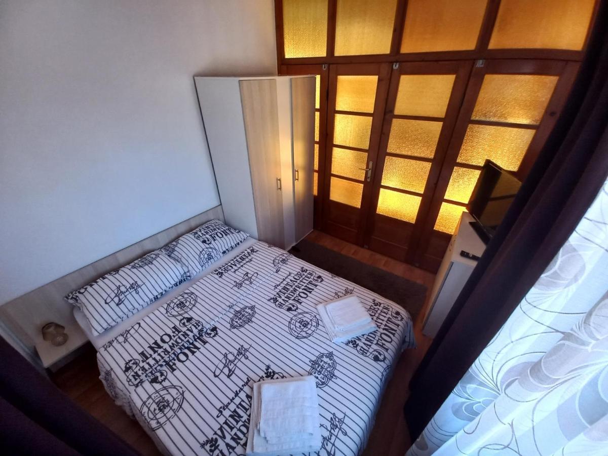 Premium Central Apartment Oradea Exterior foto